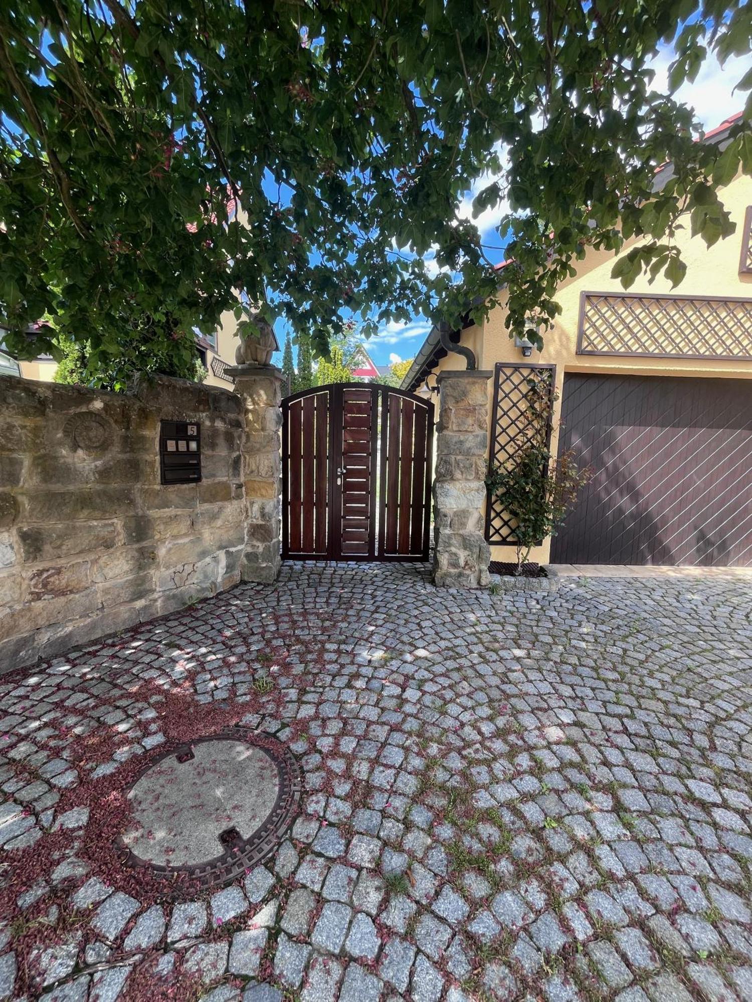 Ferienoase In Der Bierstadt Radeberg Bei Dresden Extérieur photo